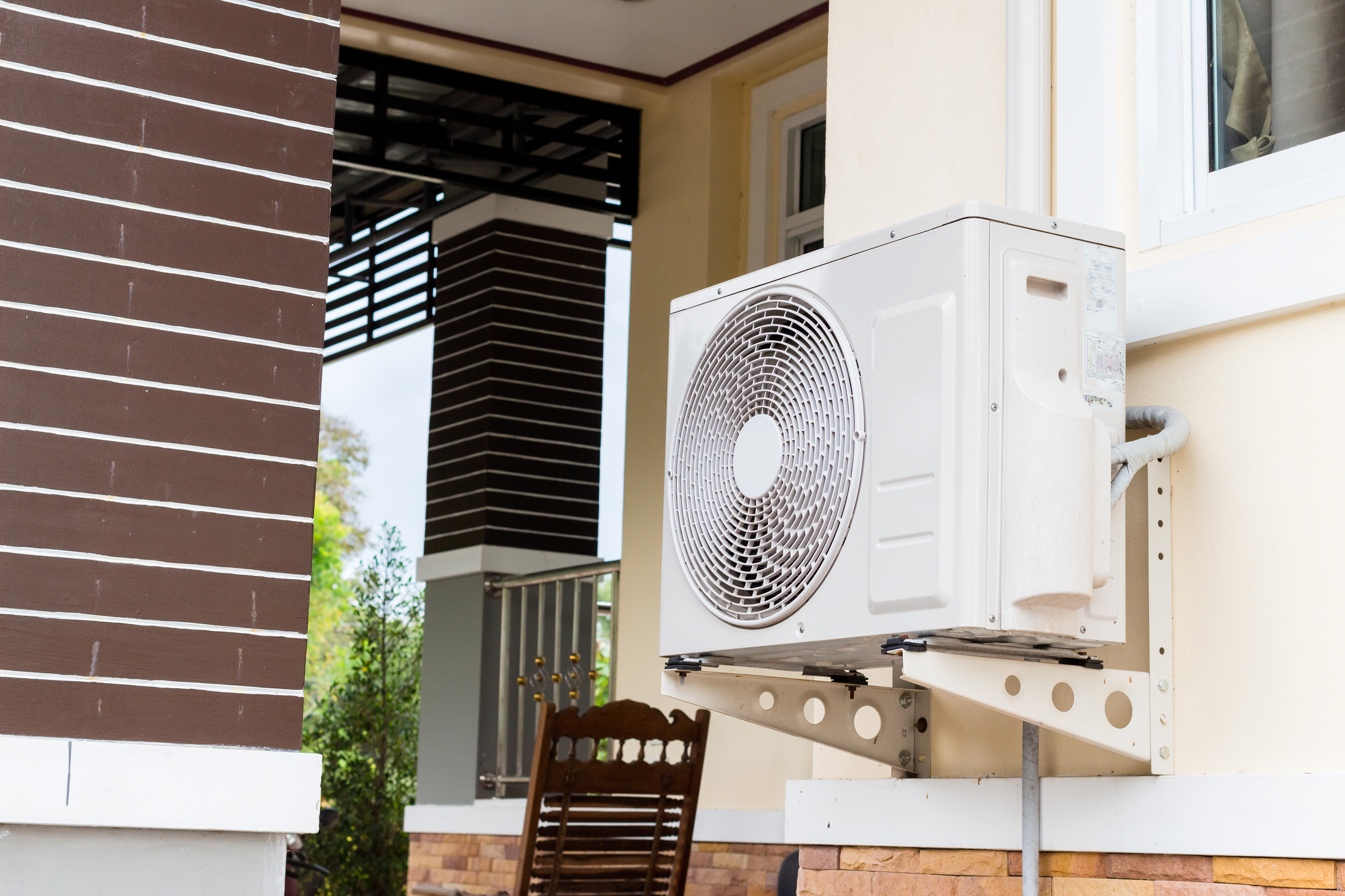 How does a heat pump work in winter? 